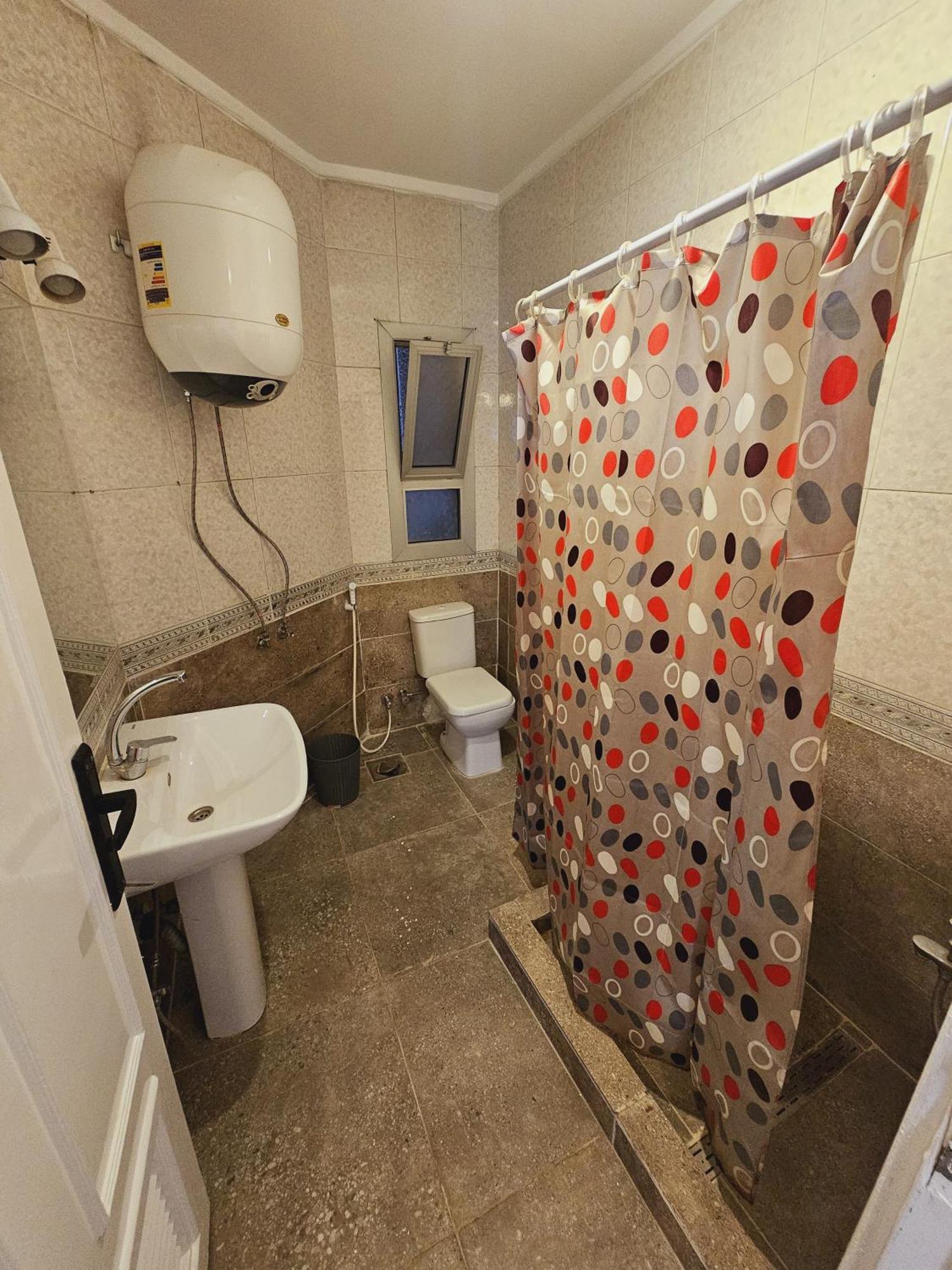 Apartment Kareem Azkalany
